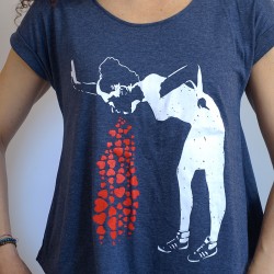 Camiseta Vomitando Amor