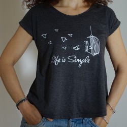 Camiseta Life is Simple